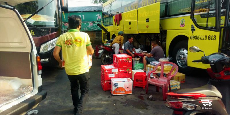 gui hang xe khach ha noi da nang