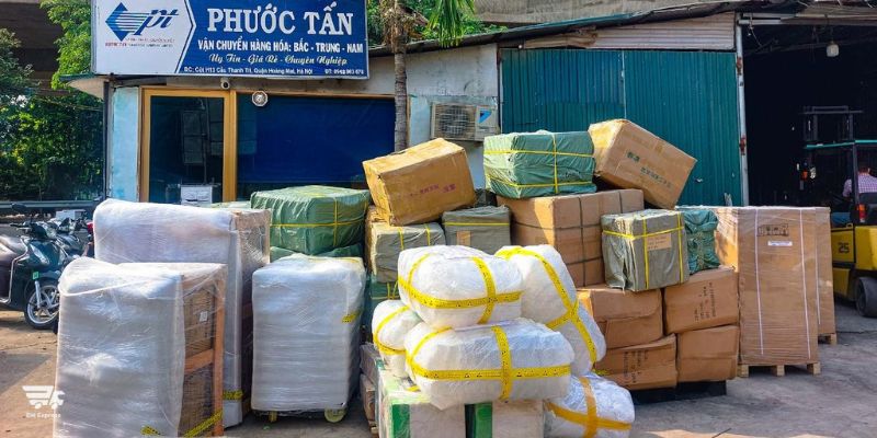 phuoc tan xe cho hang tu sai gon ra ha noi