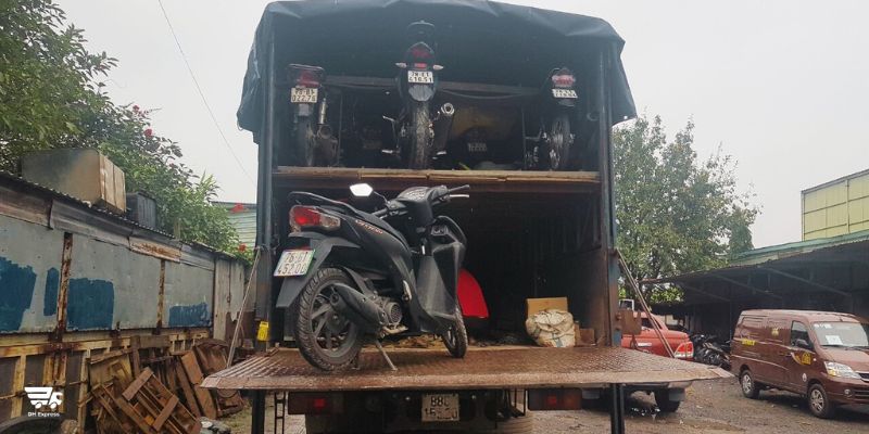 van tai phong ma chuyen xe may sai gn da nang