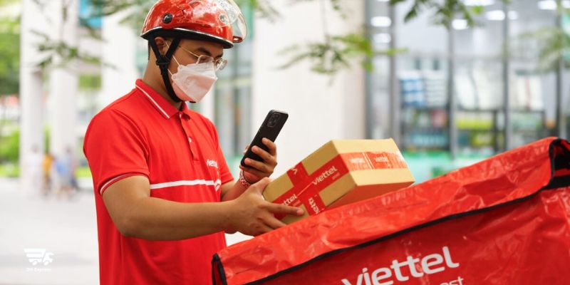 dich vu chuyen phat nhanh viettel mat bao lau