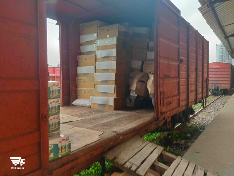 van tai huong lan chanh xe sai gon di ha noi
