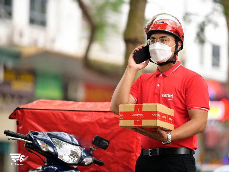 cap nhat bang gia chuyen phat tiet kiem hang hoa viettel post