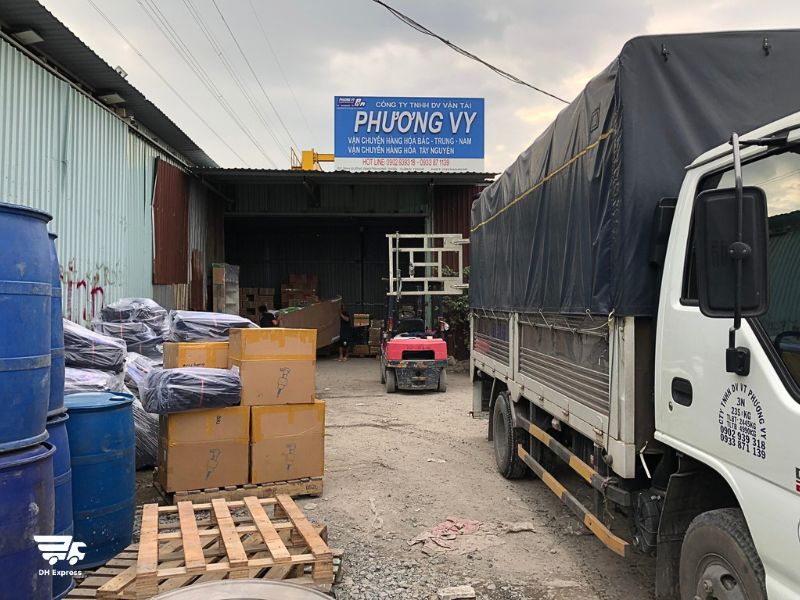 xe tai ha noi quang ninh van tai phuong vy