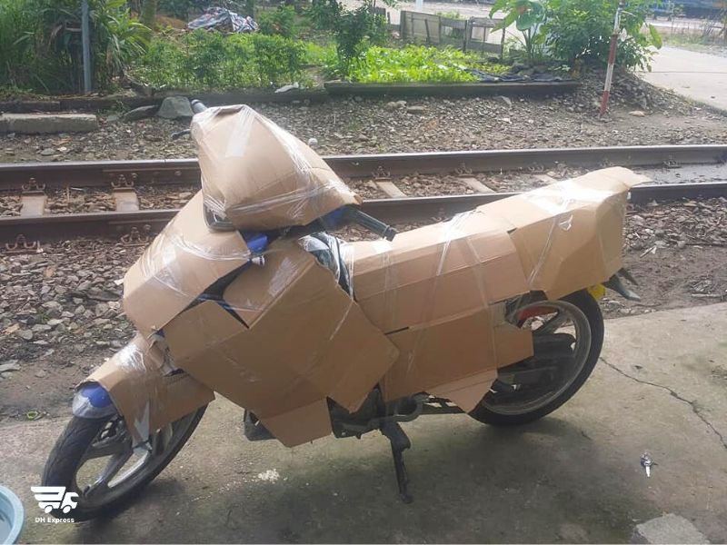 van chuyen xe may tu sai gon ra da nang bang tau hoa