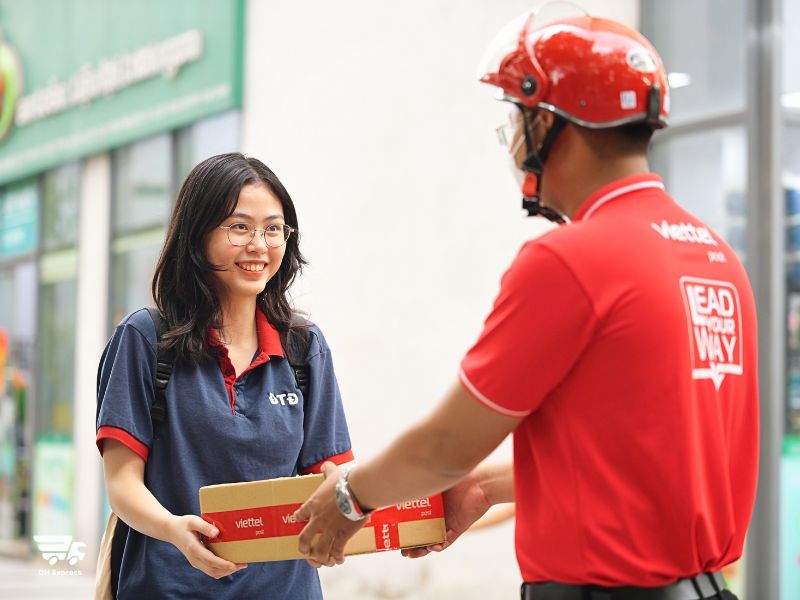 viettel post giao hang nhanh khong