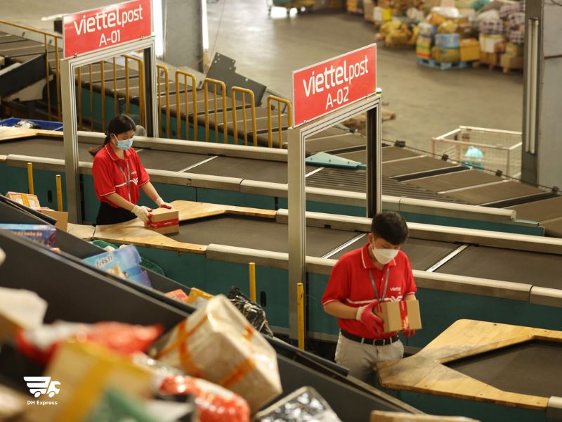 cach tinh gia chuyen phat nhanh viettel post