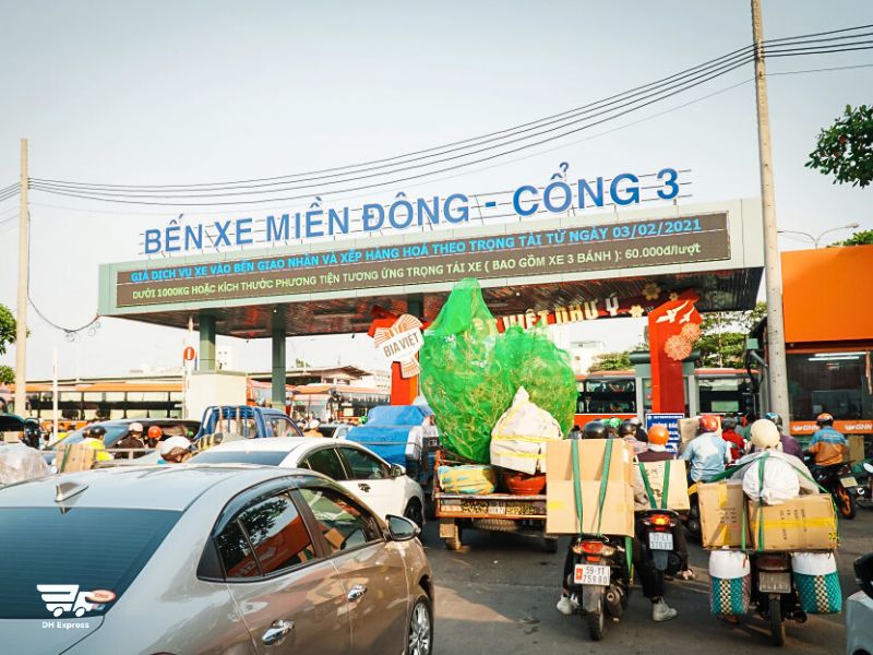 cac hinh thuc gui hang ben xe mien dong di ha noi