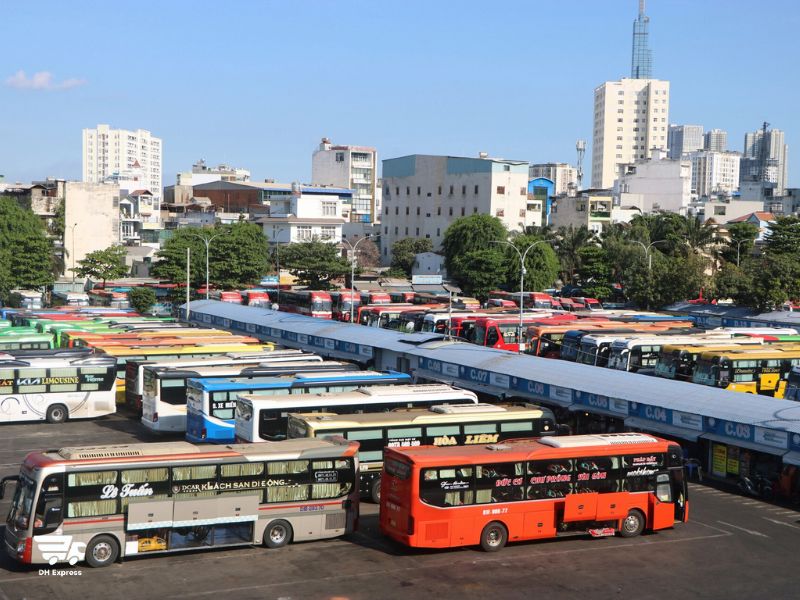 cac hinh thuc van chuyen hang ha noi di ben xe mien dong