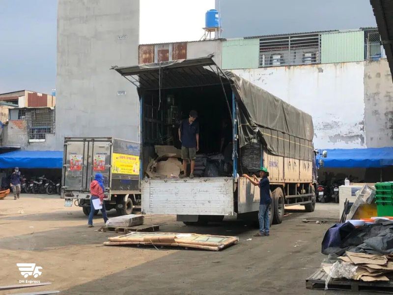 uu diem chanh xe ha noi di sai gon