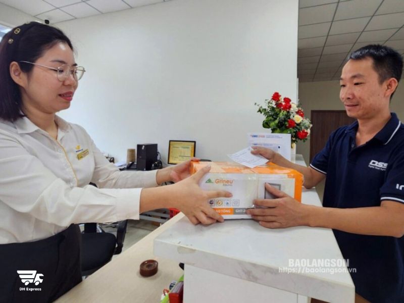 cach dong goi dien thoai gui qua buu dien