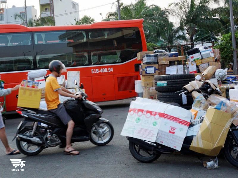 gui xe may tu ha noi di sai gon bang xe khach