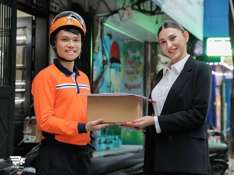 cap nhat phi gui hang quoc te qua buu dien