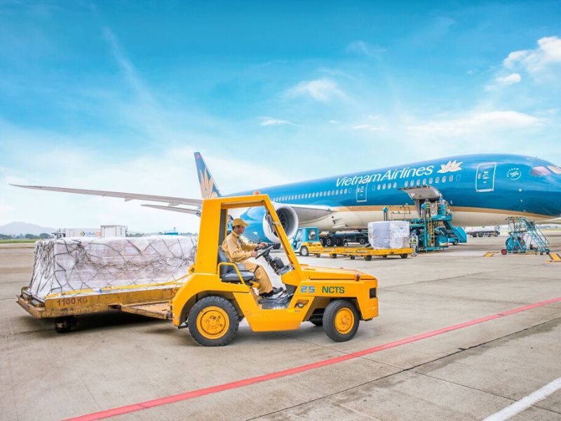 cac hinh thuc gui hang ha noi da nang trong ngay