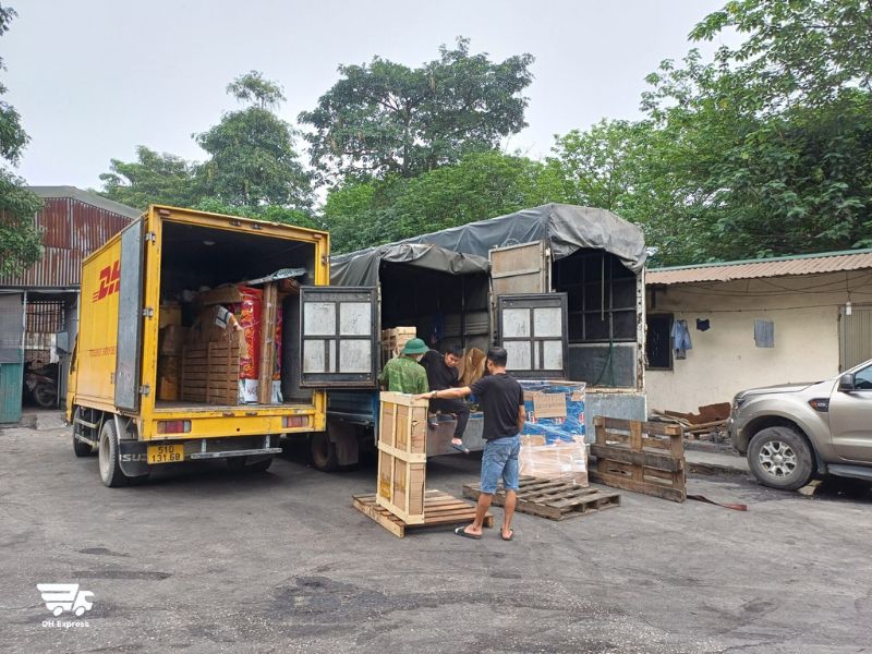 thoi gian chi phi xe cho hang tu ha noi vao sai gon