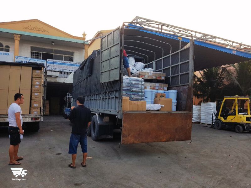 xe cho hang ha noi mong cai cuoc bao nhieu