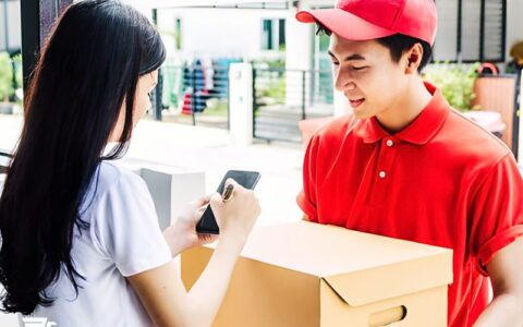 tai sao nen chuyen phat nhanh ha noi sai gon qua dh express